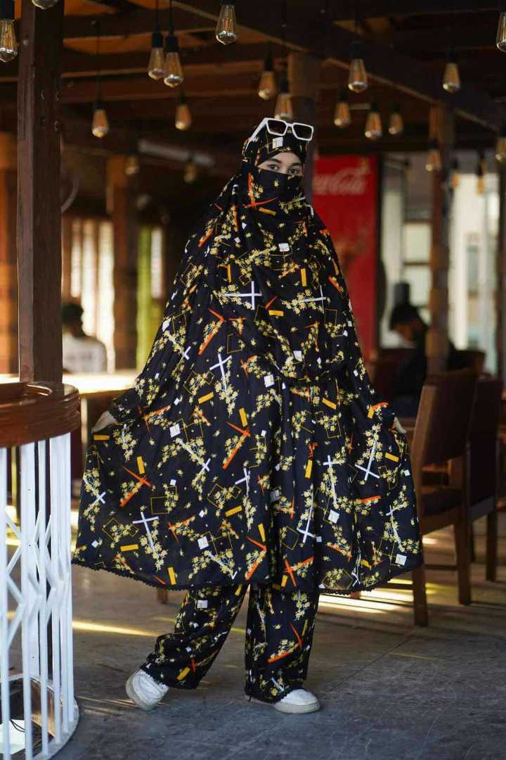 প্রিমিয়াম প্লাজু খিমার সেট,premium khimar set Bangladesh, soft China linen khimar,প্লাজু খিমার সেট,modest fashion Bangladesh, jilbab khimar set, Muslim women's outfit BD, comfortable khimar set.