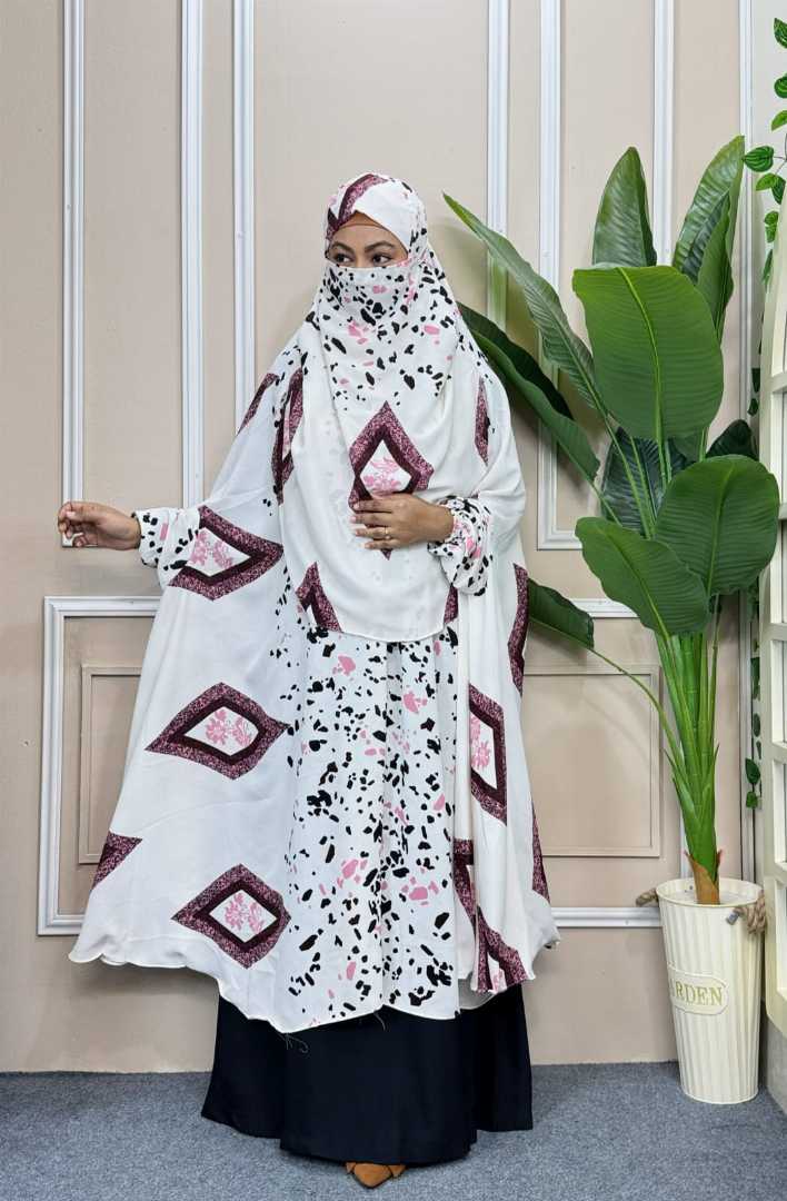 সেমি লং খিমার Bangladesh  
চায়না চেরী কাপড় খিমার  
semi long khimar BD  
women khimar online BD  
Islamic jilbab Bangladesh  
RonginGhuri khimar  