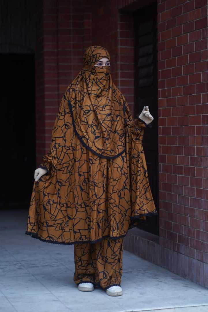 প্রিমিয়াম প্লাজু খিমার সেট,premium khimar set Bangladesh, soft China linen khimar,প্লাজু খিমার সেট,modest fashion Bangladesh, jilbab khimar set, Muslim women's outfit BD, comfortable khimar set, adju